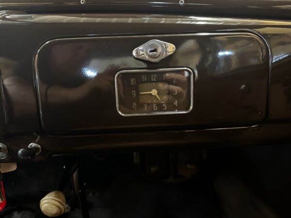 1937 Chevrolet Master Town Sedan - Image 42