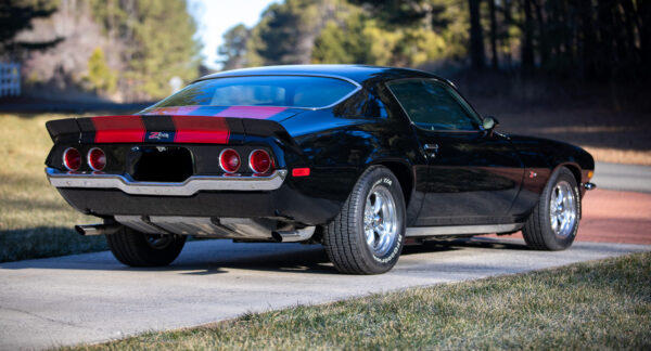 1971 Camaro Z28 Resto Mod - 9,500 Miles - Image 17