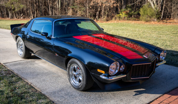 1971 Camaro Z28 Resto Mod - 9,500 Miles - Image 11