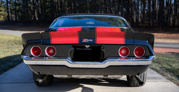1971 Camaro Z28 Resto Mod - 9,500 Miles - Image 9