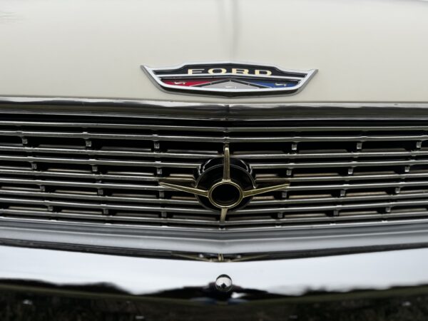 1962 Ford Galaxie 500 M-Code Mileage: 58,829 - Image 12