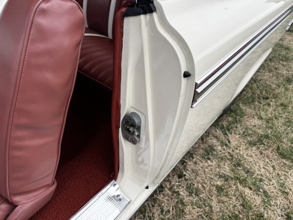 1962 Ford Galaxie 500 M-Code Mileage: 58,829 - Image 64